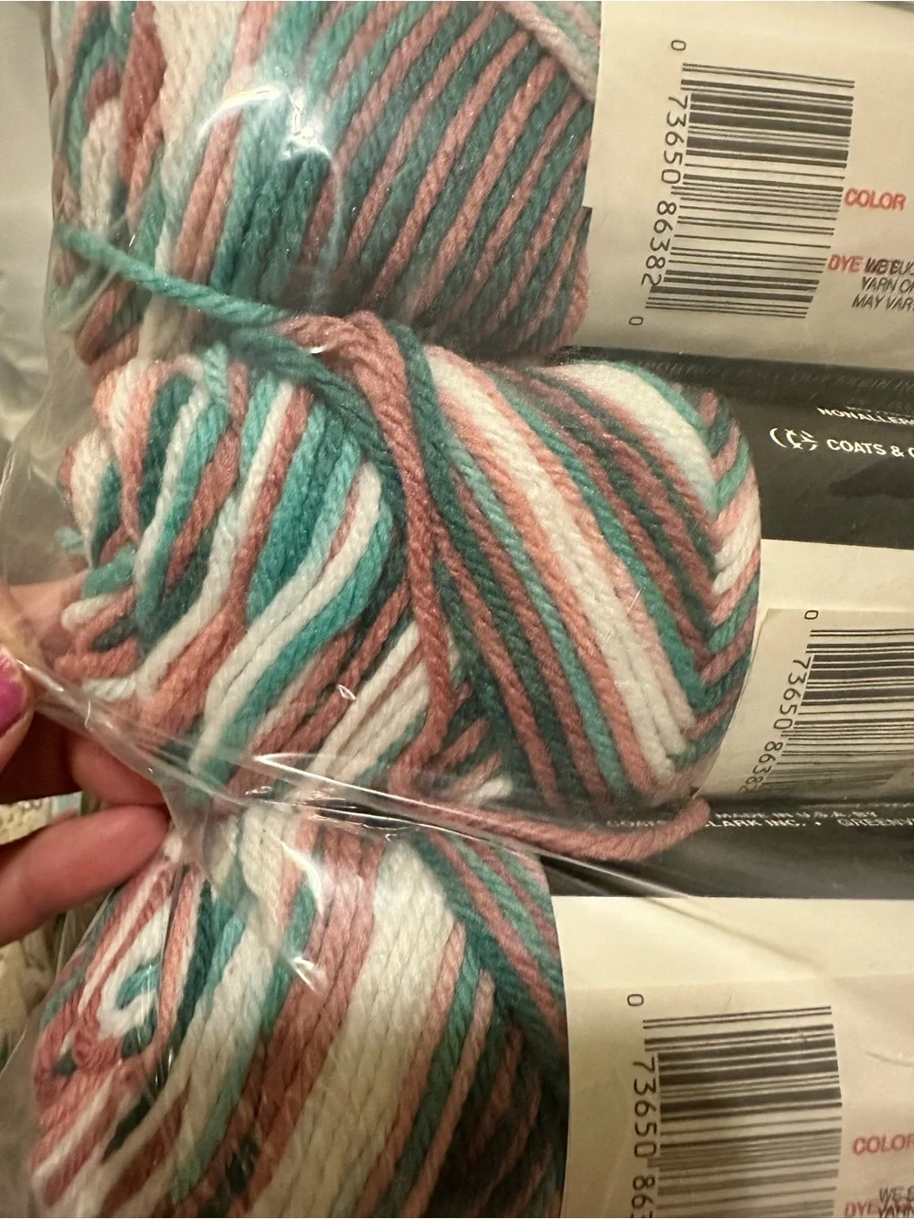 Lot of 9 Vintage Red Heart Classic Rambling Rose Yarn Same Dye Lot